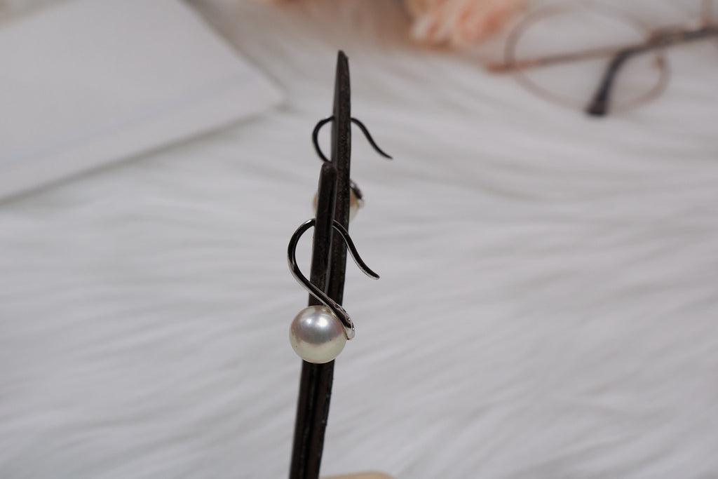 White Akoya Pearl with S925 Silver Minimalist set