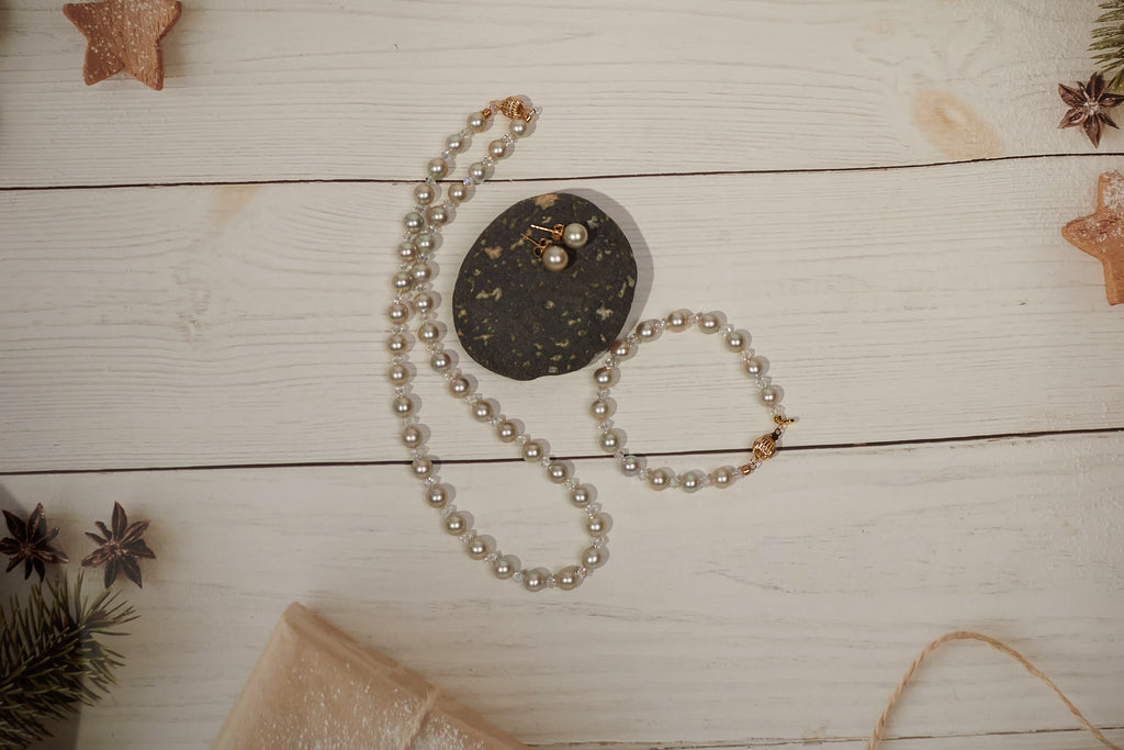 AKOYA PEARL WITH CRYSTAL BEAD SETS