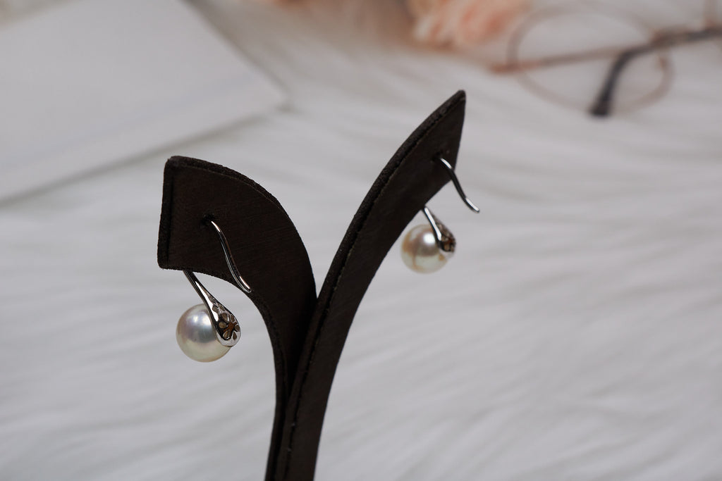 White Akoya Pearl with S925 Silver Minimalist set
