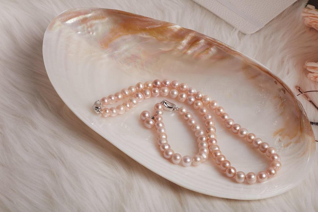 Freshwater Pearl Necklace, Bracelet & Earrings