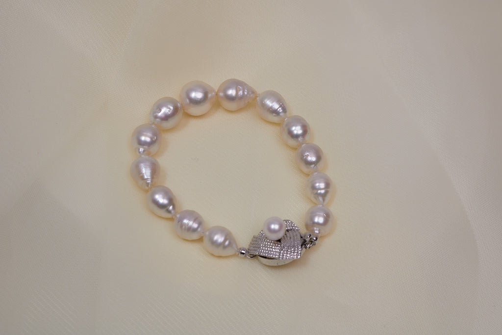 White South Sea Pearl Bracelet SSPB0010524