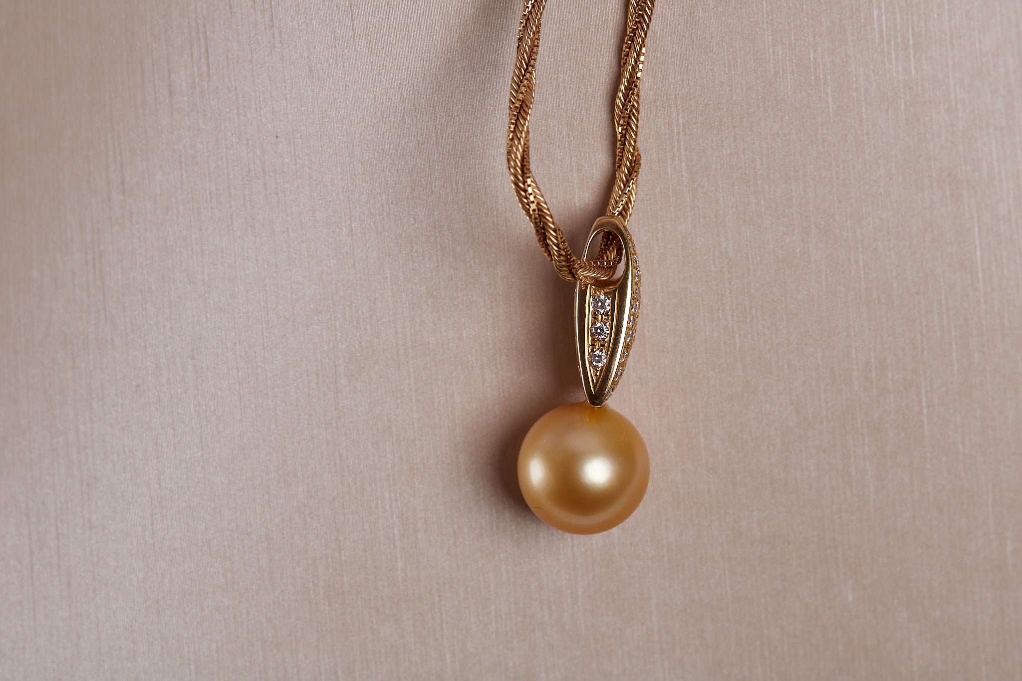Golden South Sea Pearl & Diamond Necklace in 18K Yellow Gold