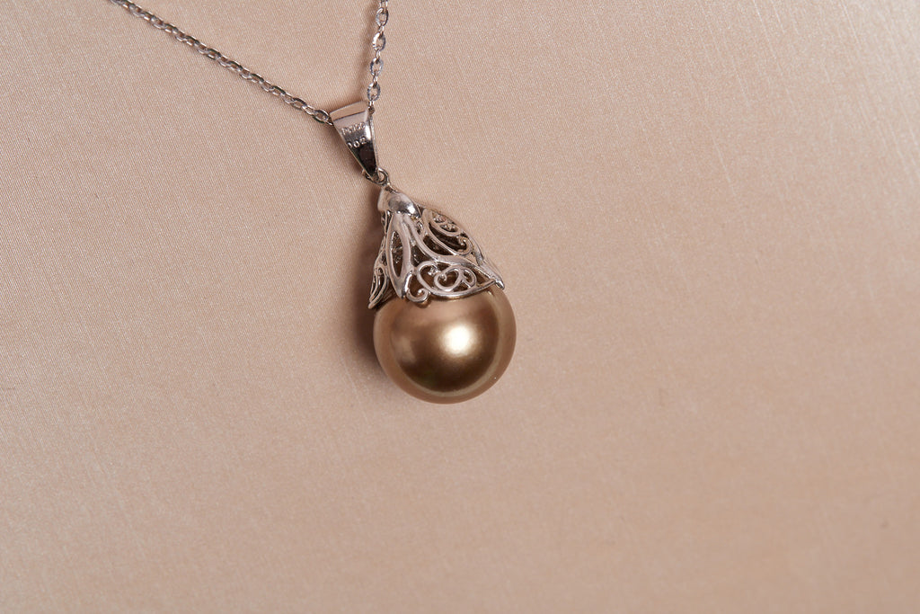 PT900-DIAMOND 0.02CT TAHITIAN PEARL LEAF OVERLAY PENDANT