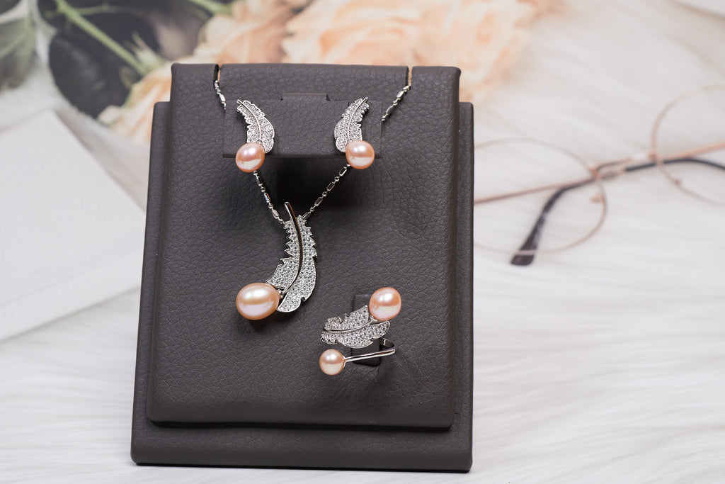 Freshwater Cultured Pearls SET