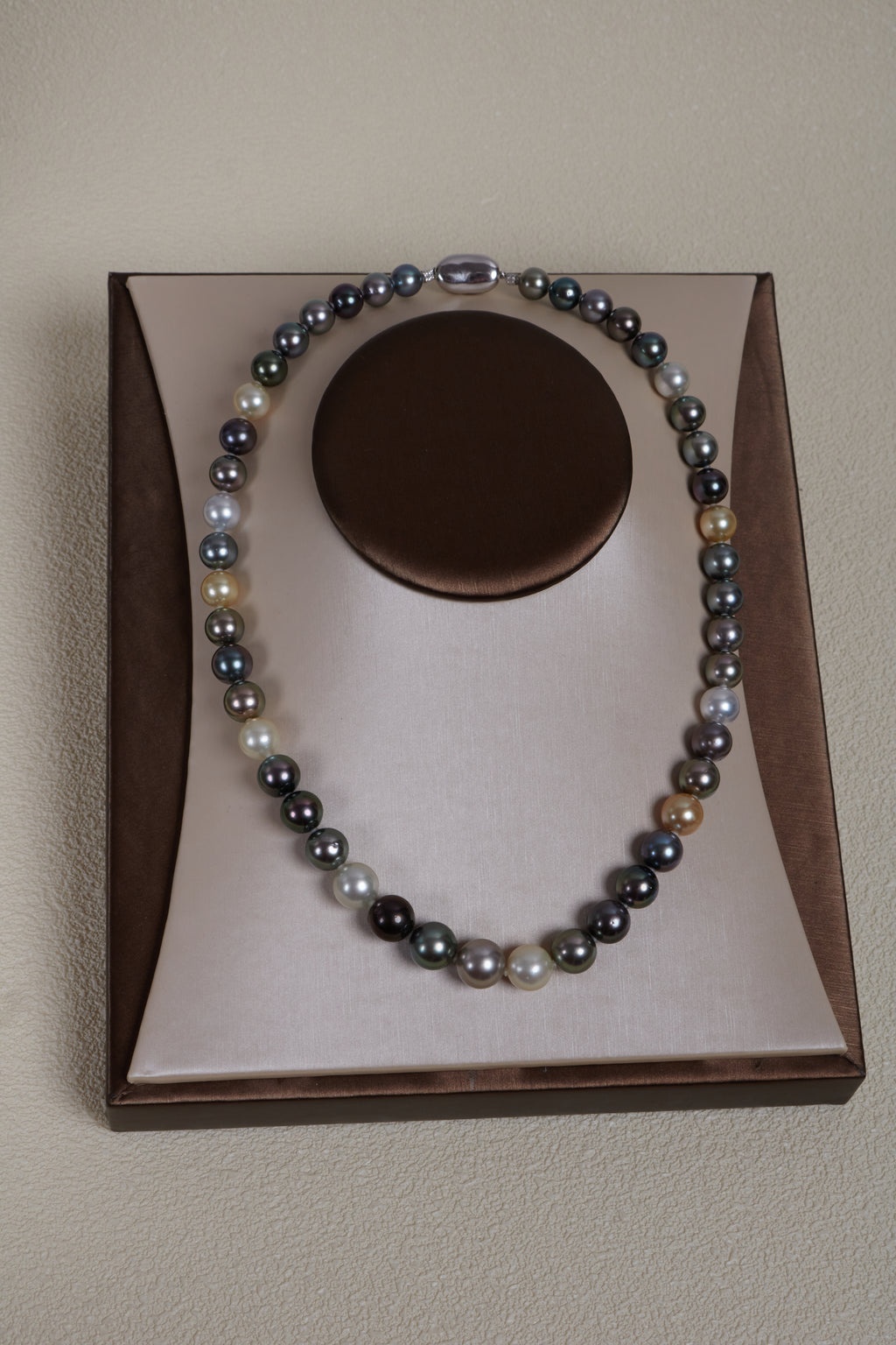 Multicolor Salt Water Pearl Necklace
