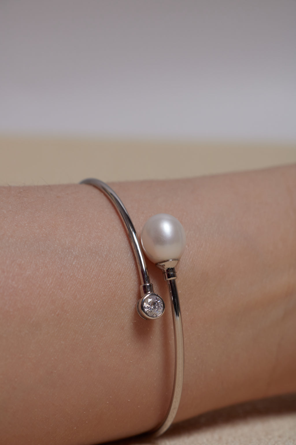 Freshwater Pearl Set: Necklace, Earrings, Rings & bracelet
