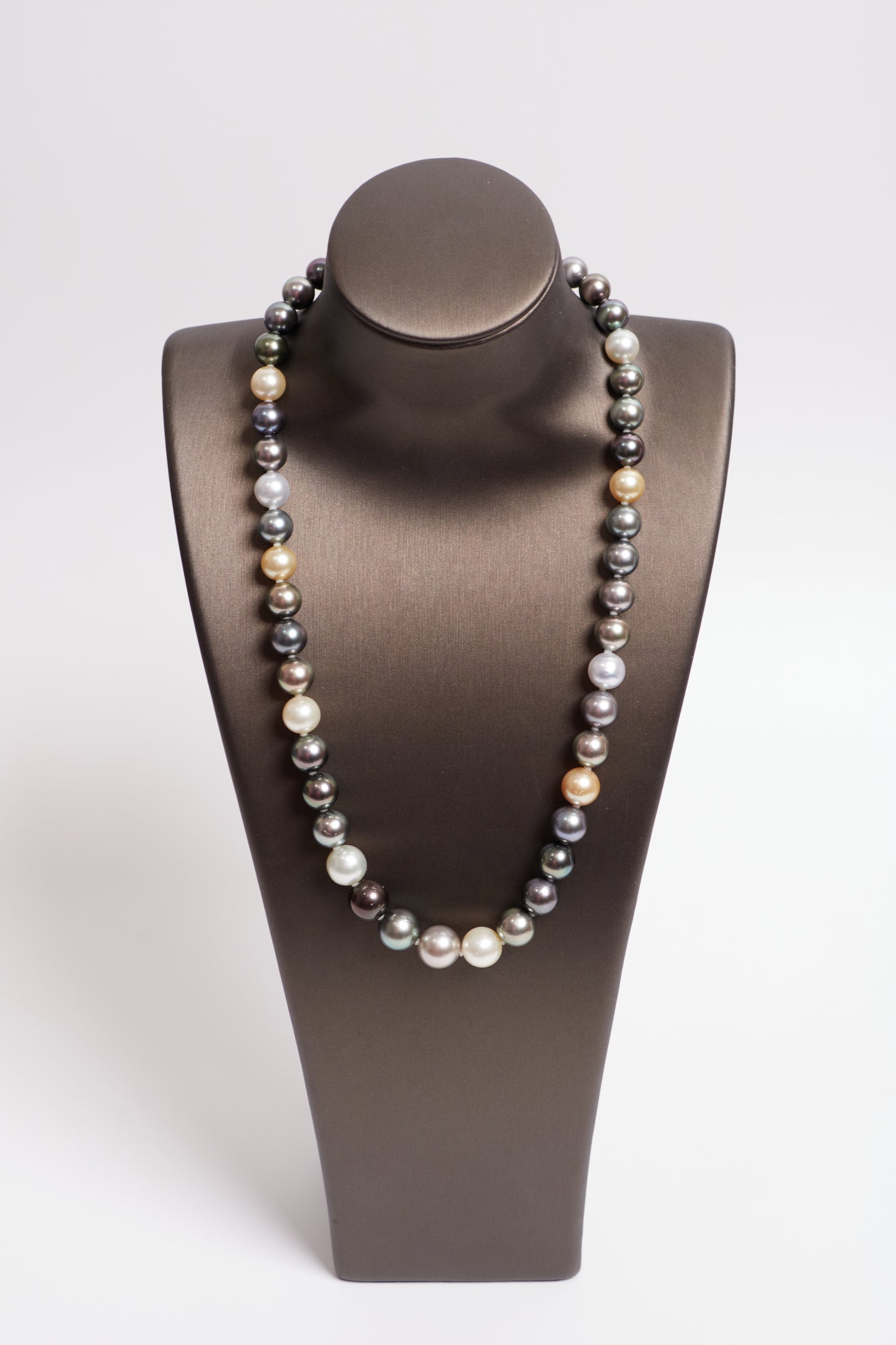 Multicolor Salt Water Pearl Necklace