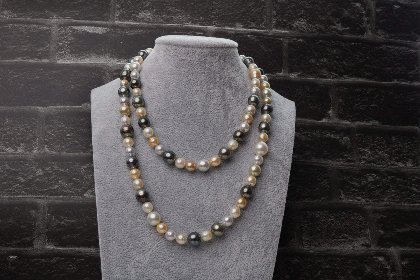 Multicolor SALTWATER PEARL - LONG NECKLACE