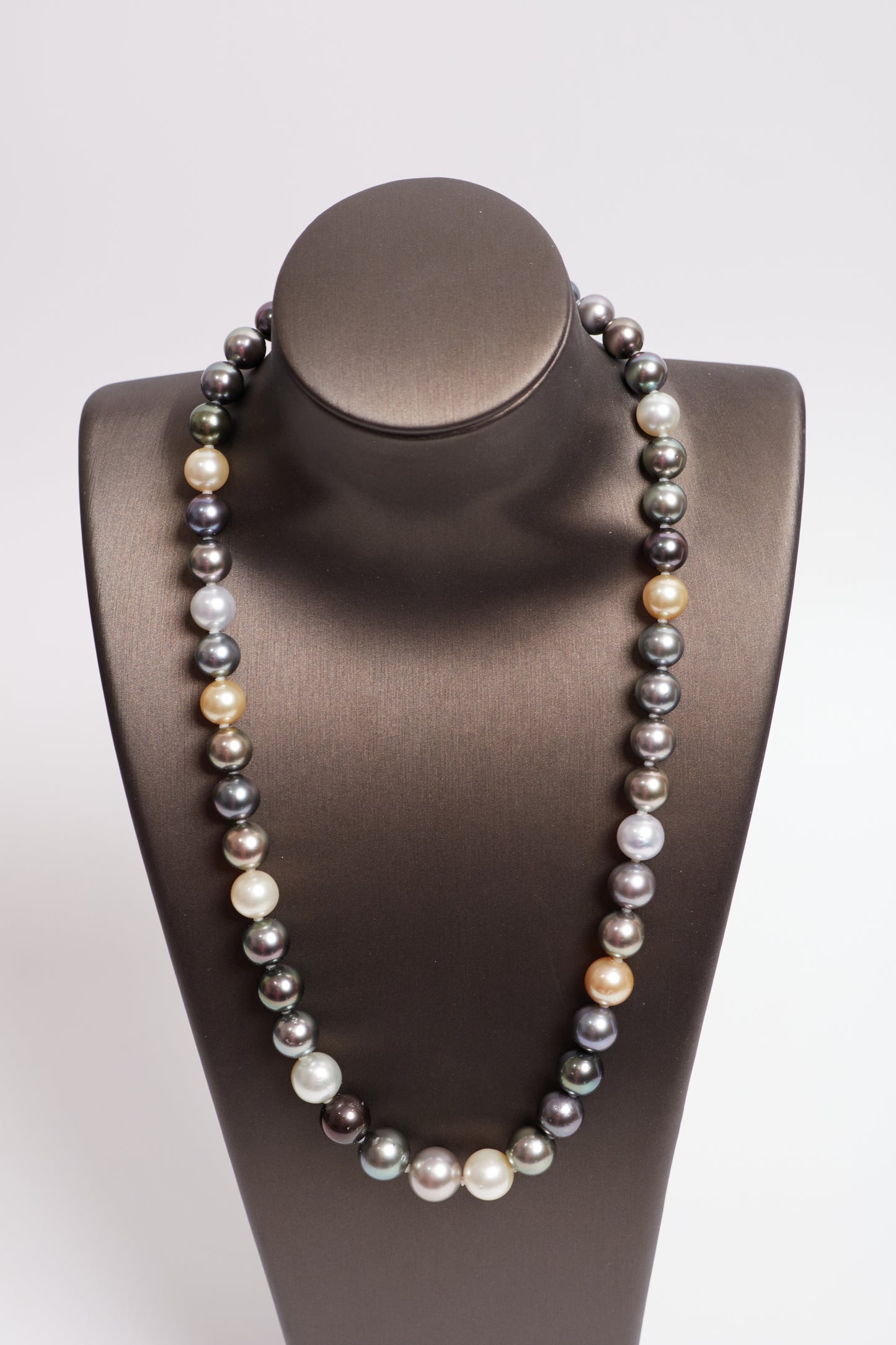 Multicolor Salt Water Pearl Necklace