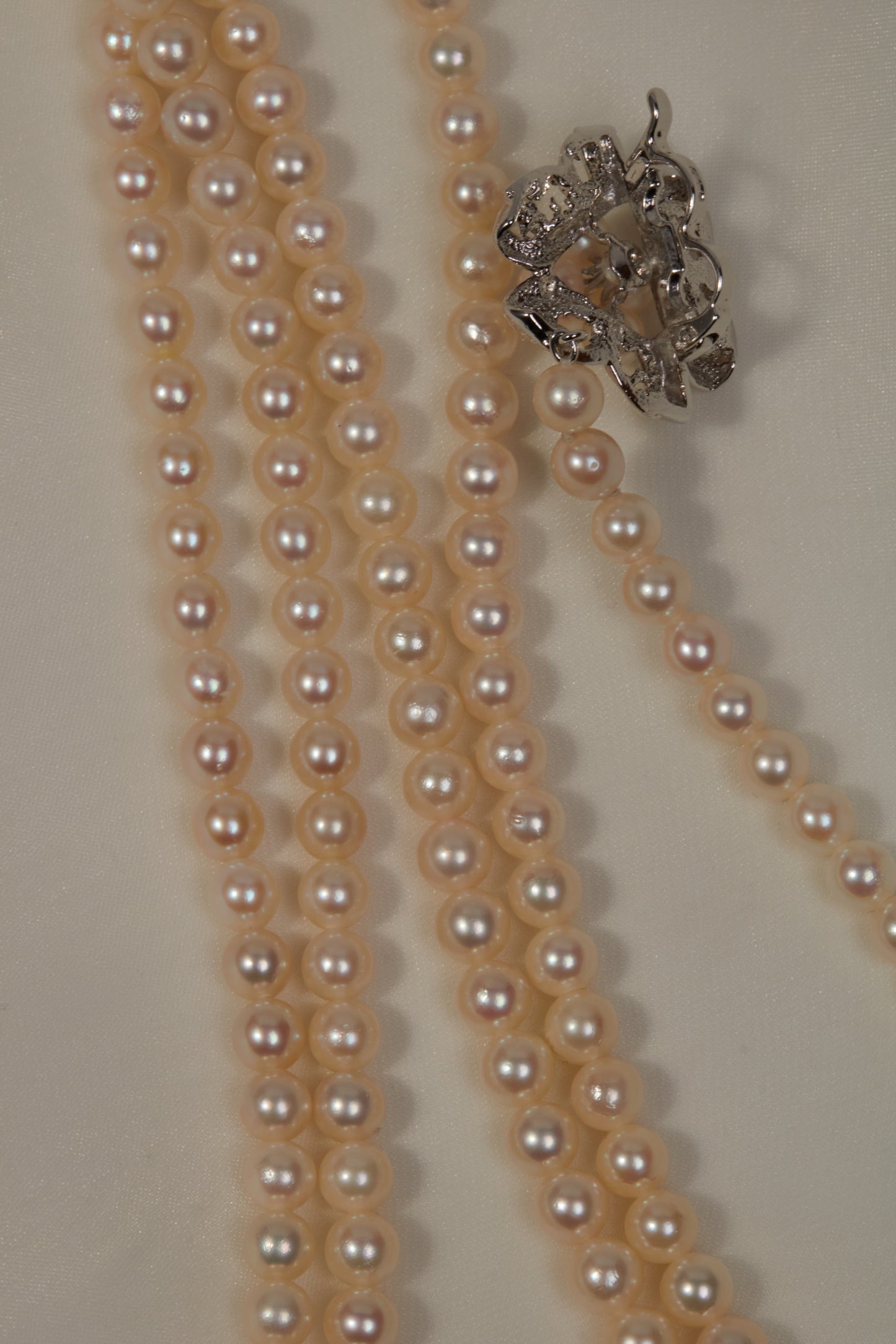 AKOYA PEARL LONG NECKLACE