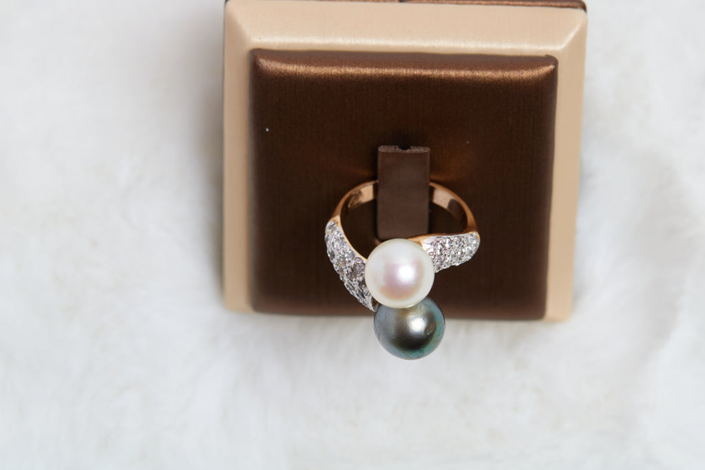 White AKOYA and TAHITIAN PEARL RING