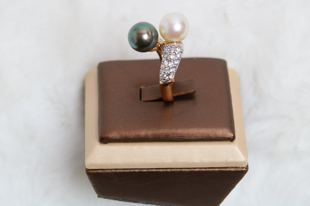 White AKOYA and TAHITIAN PEARL RING