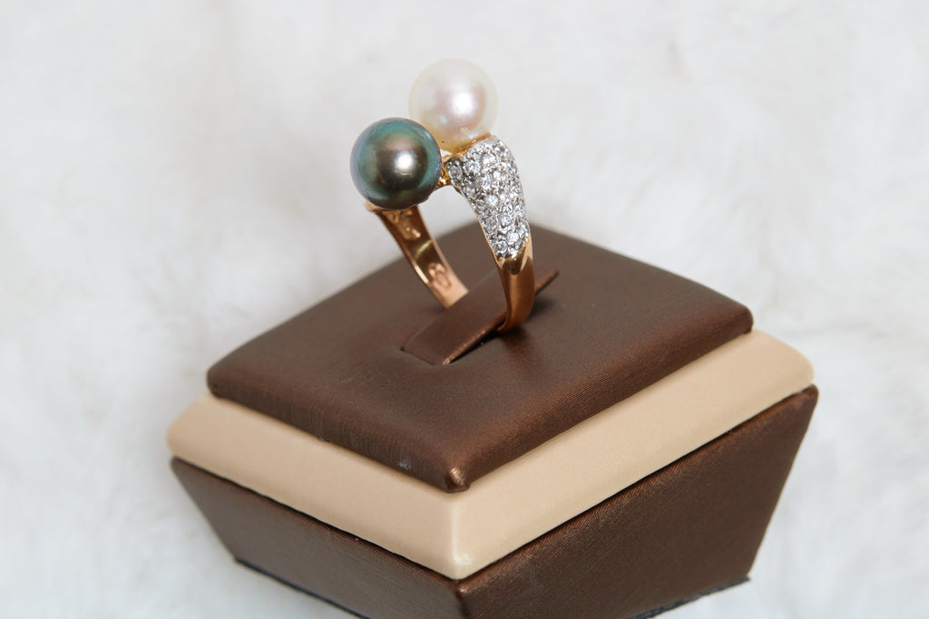 White AKOYA and TAHITIAN PEARL RING