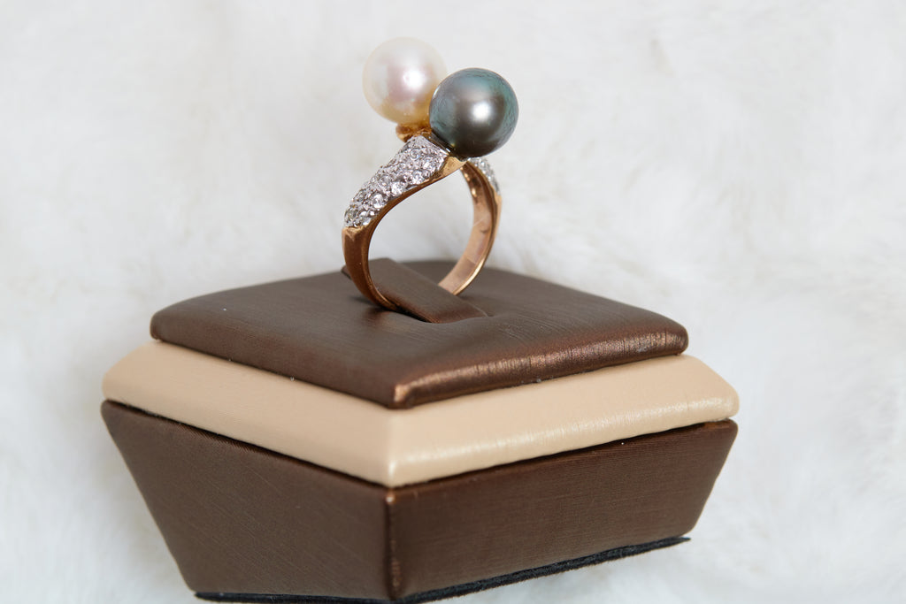 White AKOYA and TAHITIAN PEARL RING