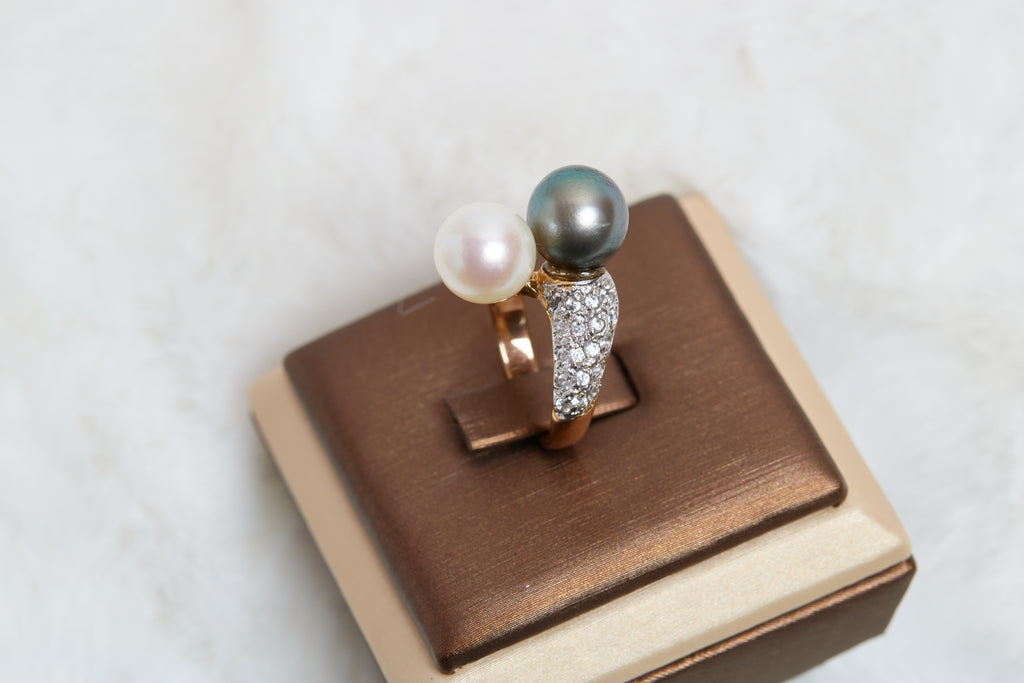 White AKOYA and TAHITIAN PEARL RING